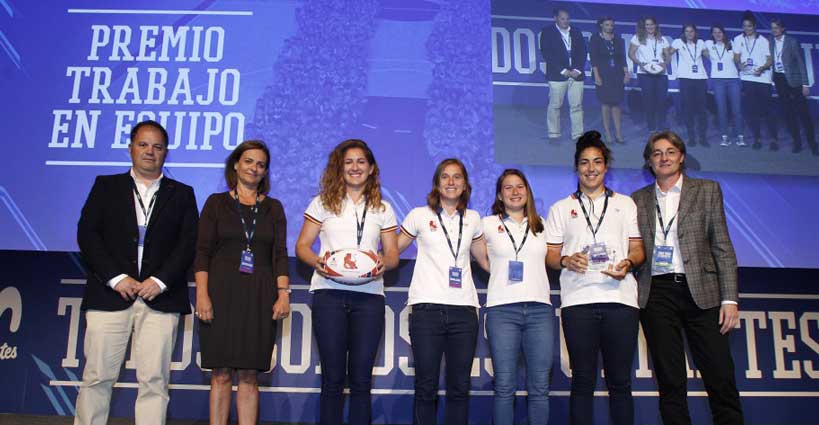 Las Leonas, premio Fundación Movistar al trabajo en equipo