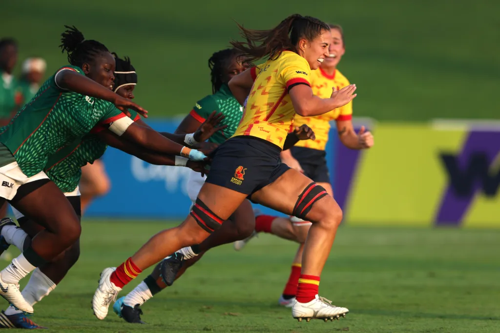 Maria Calvo ante Kenia. (Christopher Pike - World Rugby/World Rugby via Getty Images)
