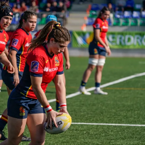 Claudia Peña y Laura Delgado vestirán la elástica de Barbarians el 27 de junio