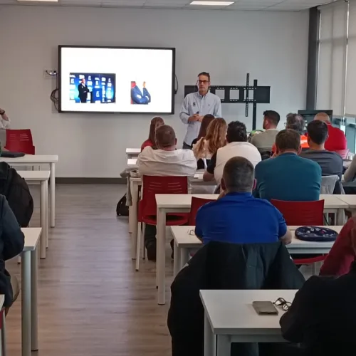 La ENEE refuerza su programa de formación continua y ofrece apoyo directo a clubes y Federaciones Autonómicas