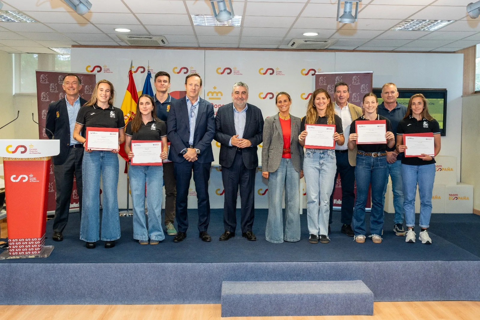 Doce jugadoras profesionales de rugby forman la primera promoción de #SpainFirstFellowship