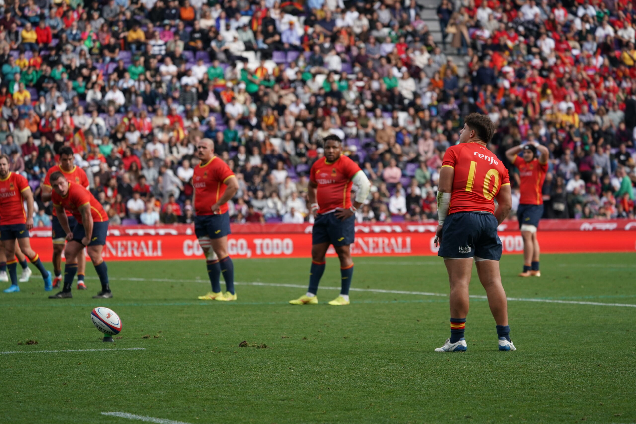 Los Leones ilusionan en Zorrilla, a pesar de caer ante la magia fiyiana 19-33