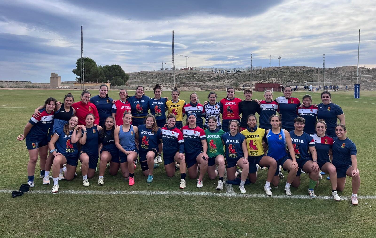 Training camp de Las Leonas con Francia para cerrar la primera concentración del año