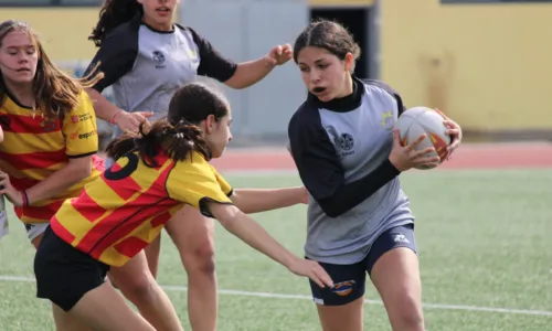 «Creciendo Juntas»: más de 200 jugadoras participan en la fase piloto del proyecto T1 de rugby femenino
