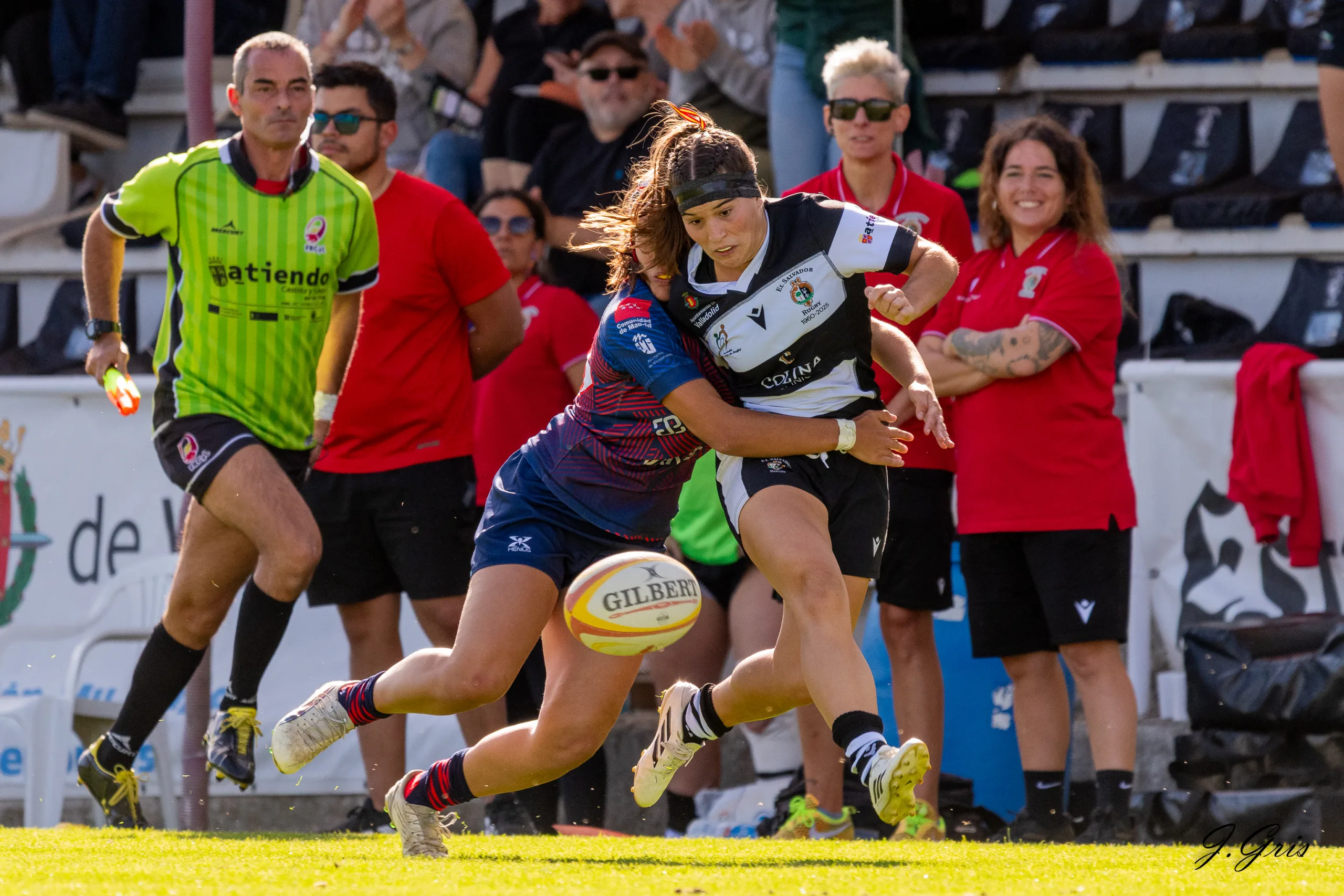 Colina Clinic El Salvador sigue intratable y suma su cuarta victoria consecutiva