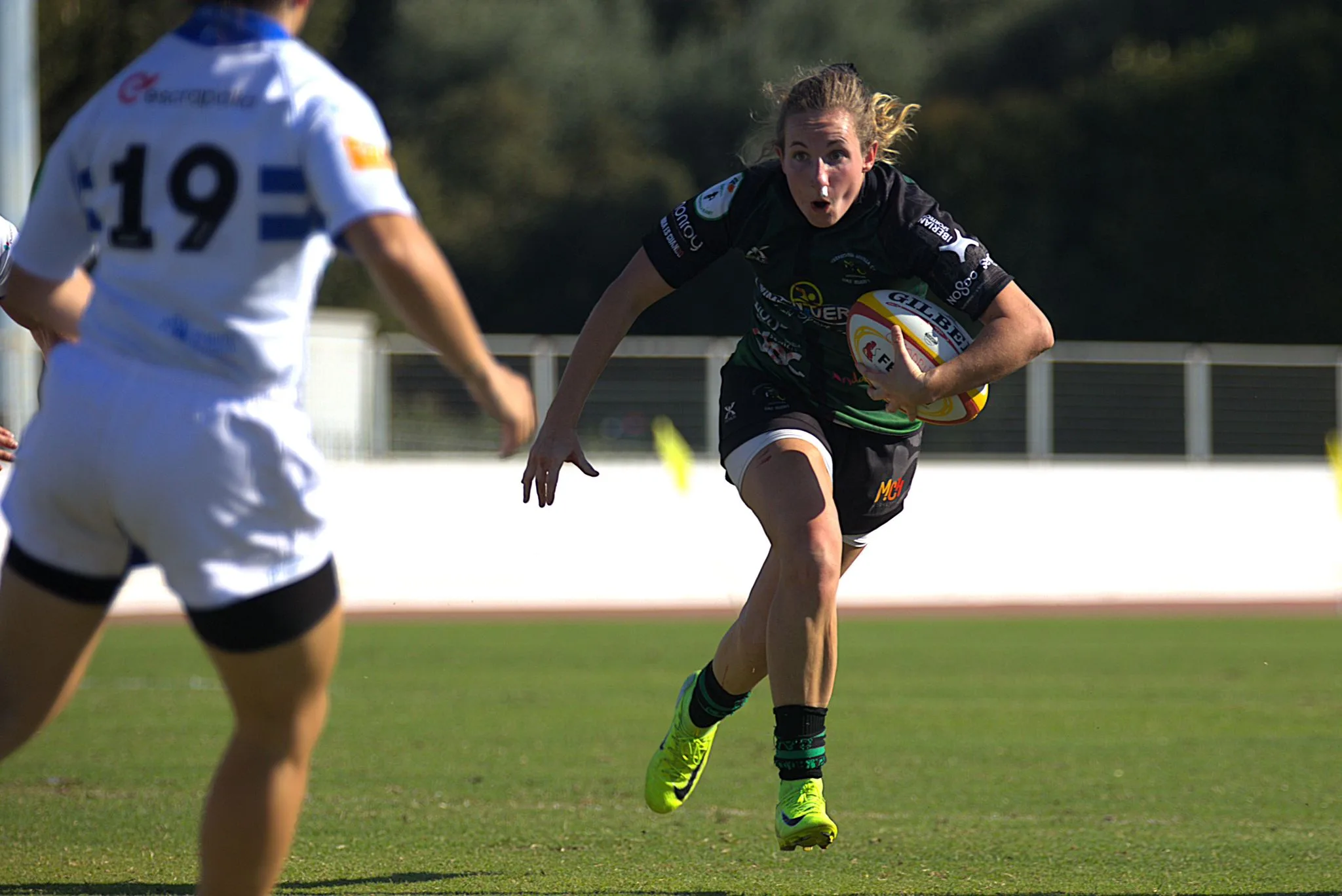 Silicius Majadahonda y Rialta Crat Coruña estrenan la temporada con victorias cargadas de épica