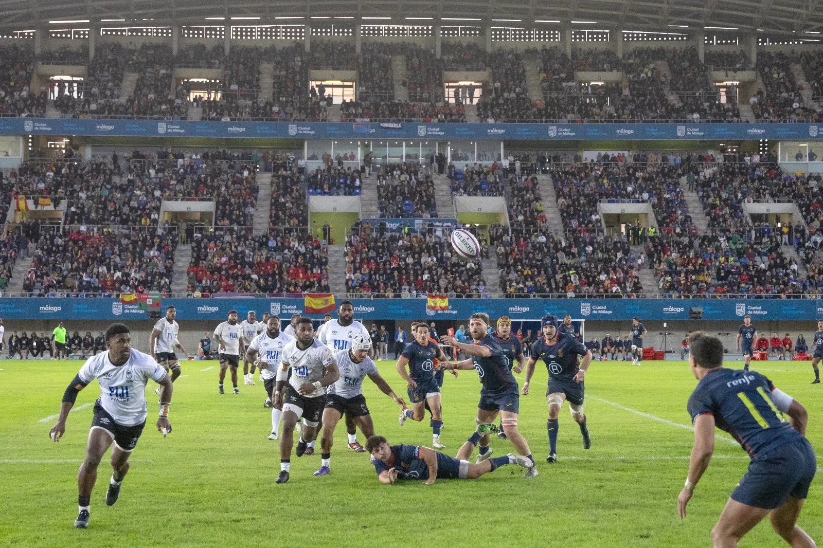 Gran actuación de España ante una Fiji que decidió el duelo (33-41) en el tramo final