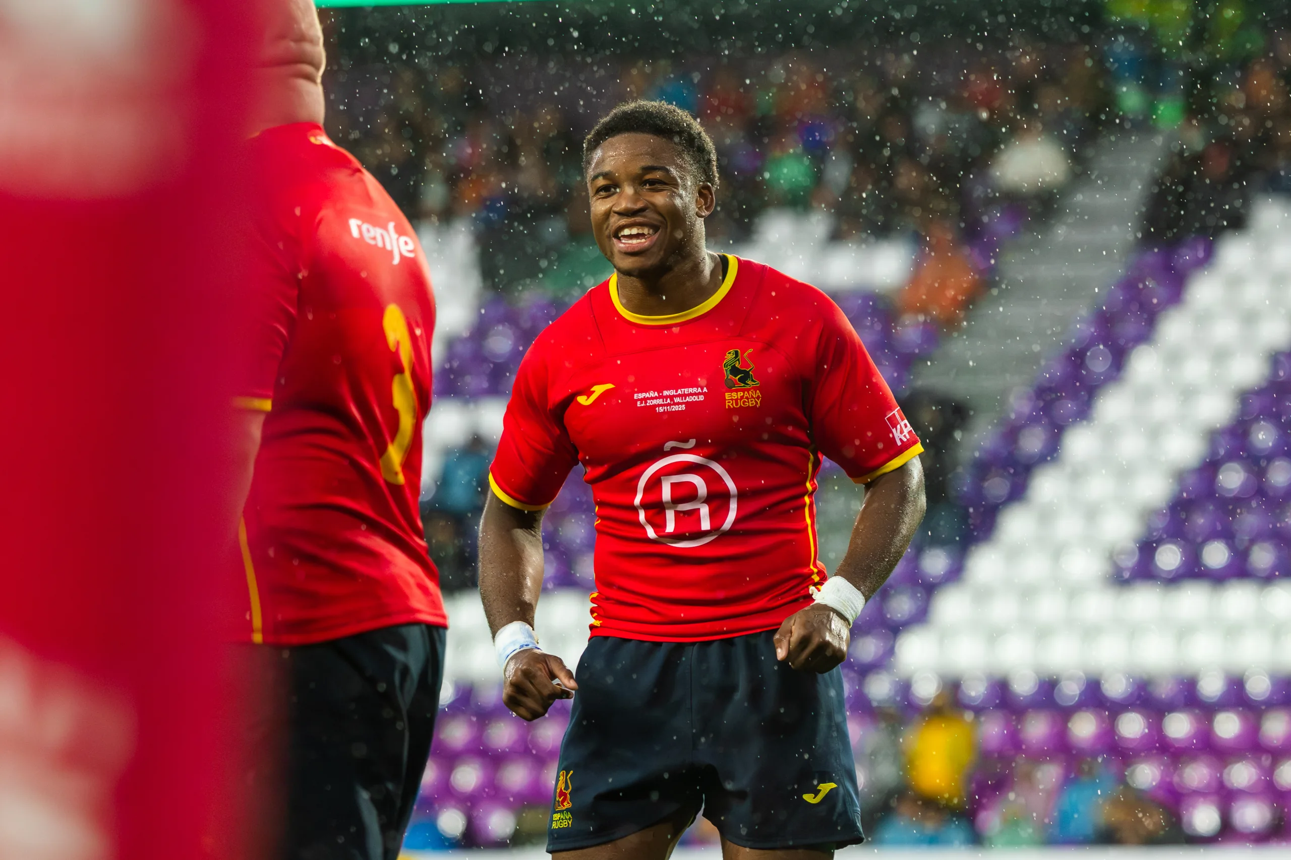 Gran imagen de una España que ilusiona y roza la victoria ante Inglaterra A (25-29)