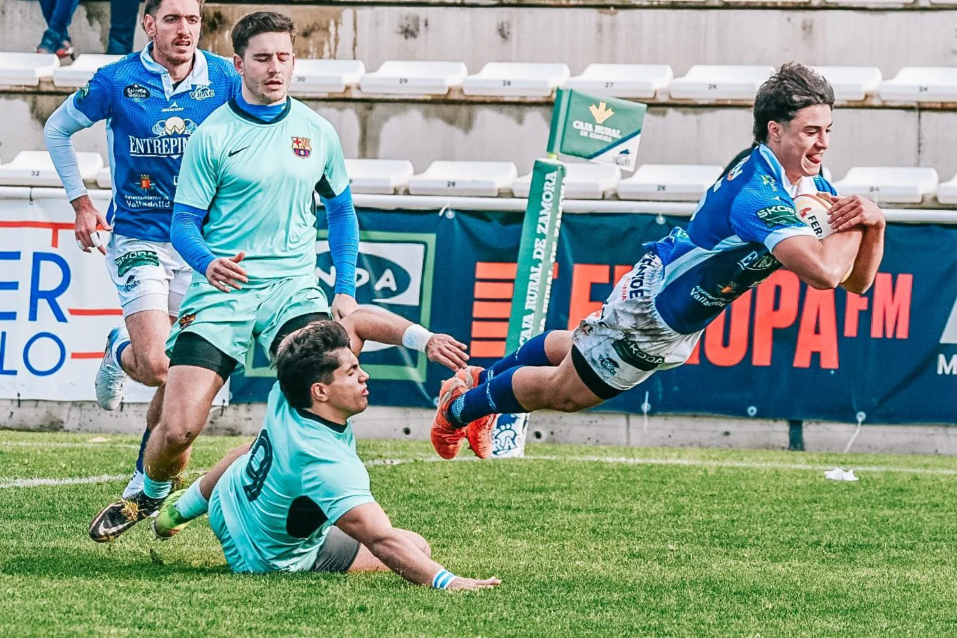VRAC Quesos Entrepinares, Huesitos La Vila, Complutense Cisneros y Silicius Alcobendas sellan su pase a semifinales en el cierre de la fase de grupos