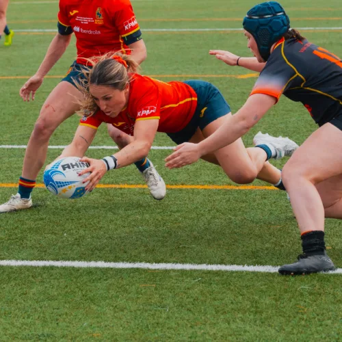 Unas Leonas ilusionantes abren la era Sonnes con un contundente 39-0 ante Bélgica