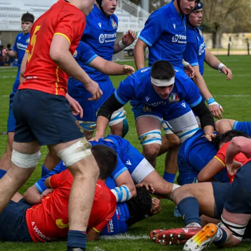 España M18 compite de tú a tú contra Italia pero termina cayendo en su debut en el Festival 6 Naciones