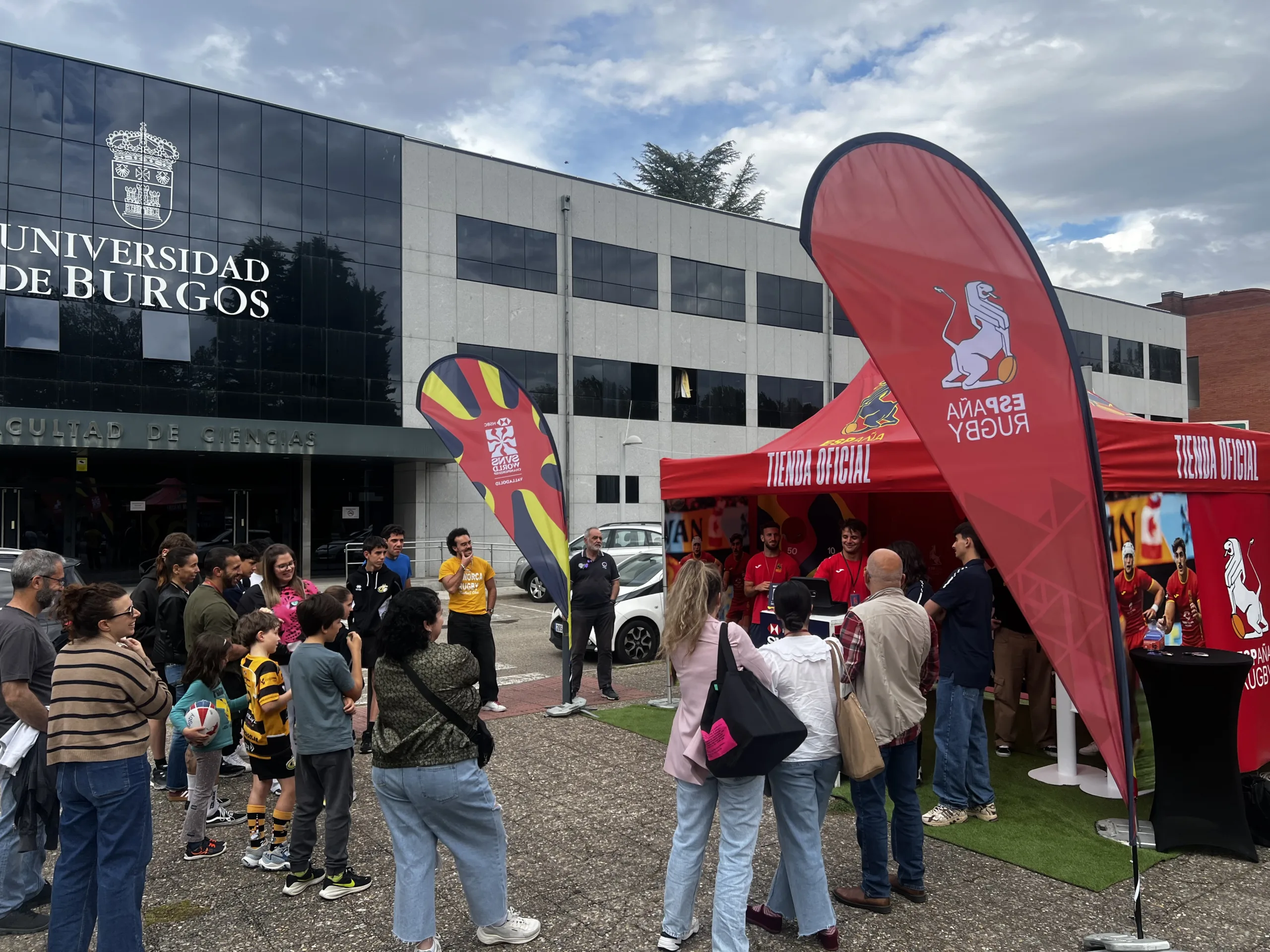 El tour de las HSBC SVNS Valladolid llega a Salamanca, tras un éxito rotundo en Burgos y Segovia