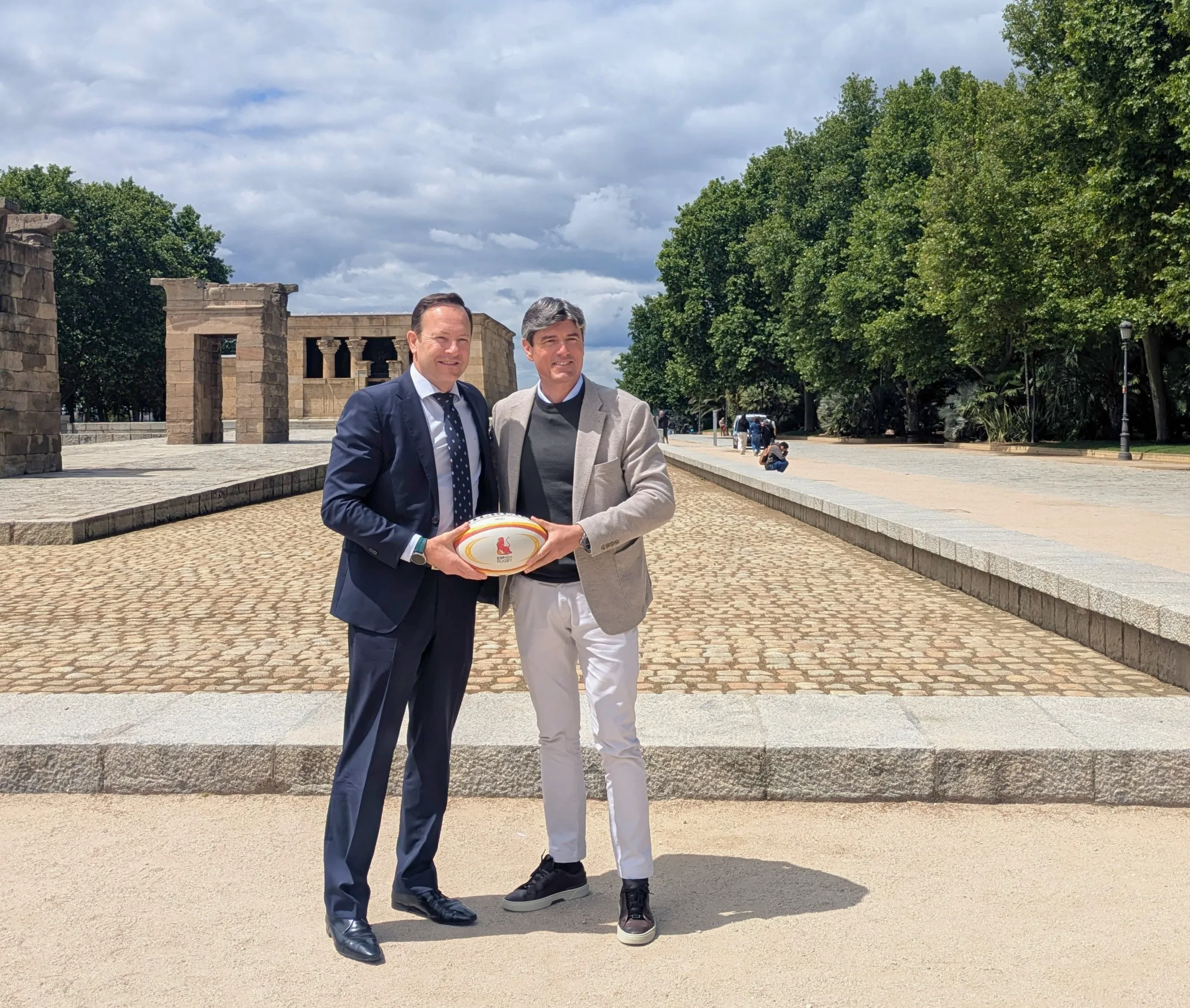 La RFER y el Ayuntamiento de Villajoyosa refuerzan su alianza en torno a la candidatura de España a la Copa del Mundo 2035